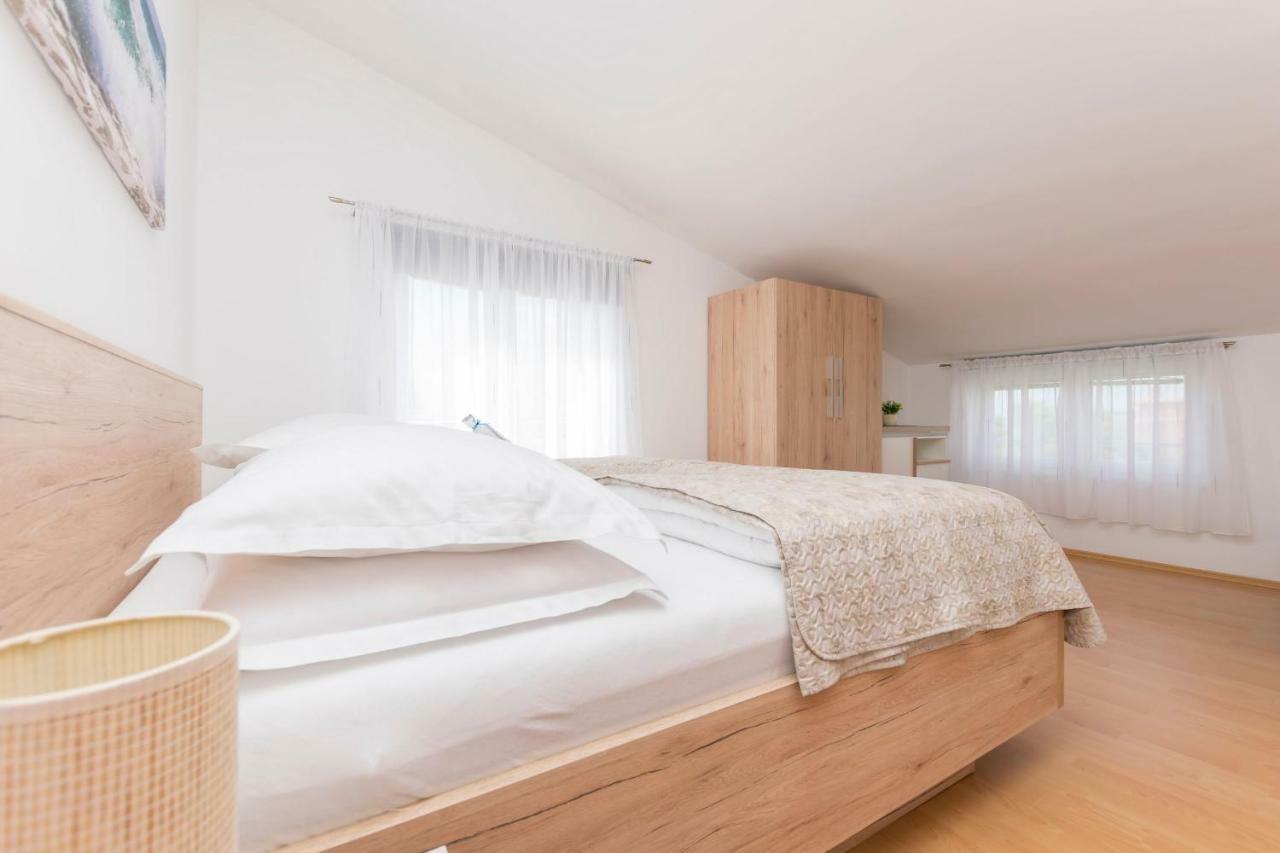 Apartments Blazica Vodice Kültér fotó